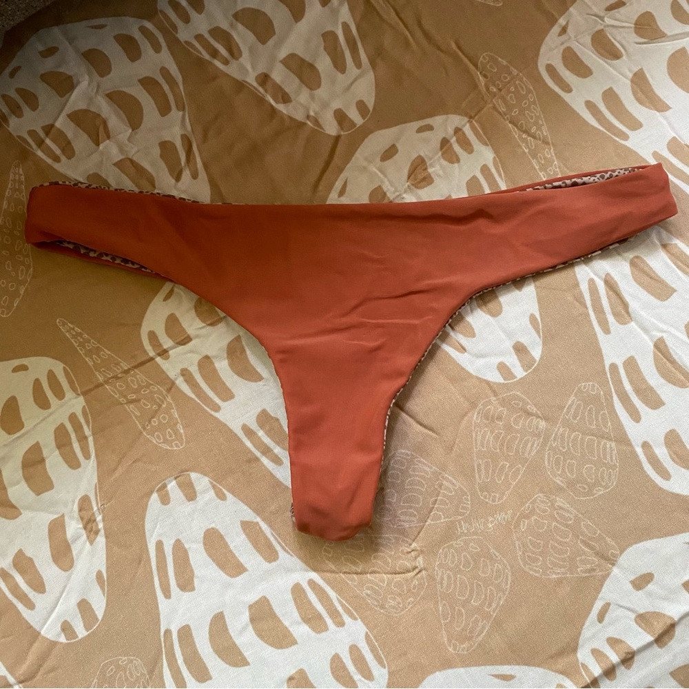 ACACIA Bottoms